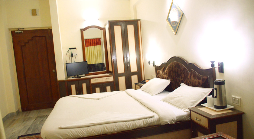 Hotel Gajapati:Rooms